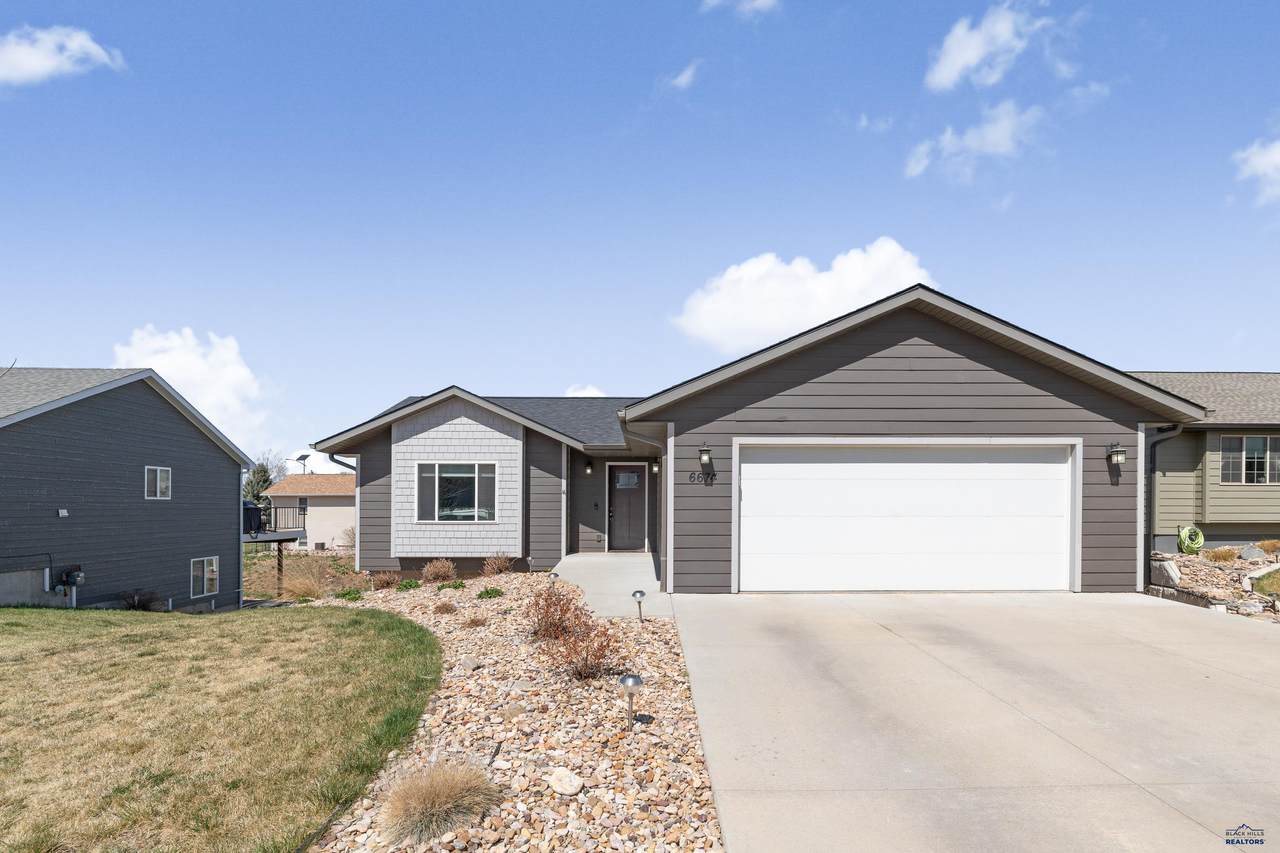 6674 Cambridge Pl - Photo 1