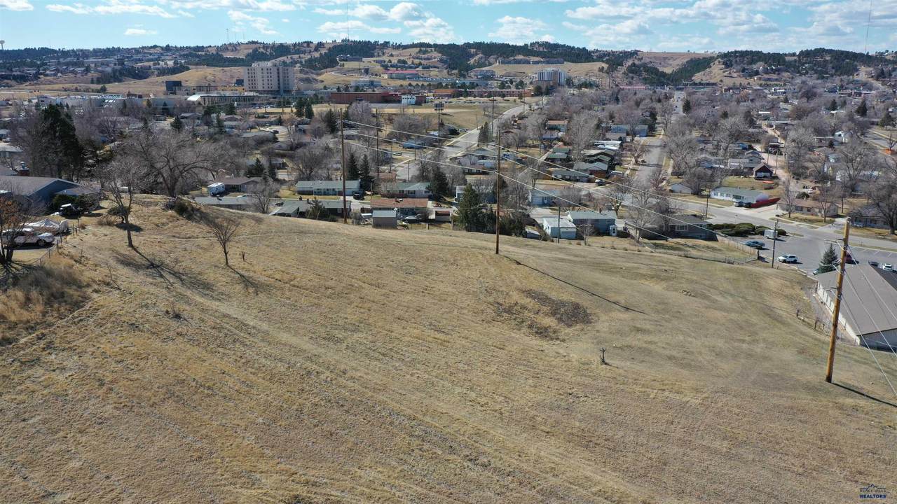 https://bt-photos.global.ssl.fastly.net/blackhills/1280_boomver_1_178576-2.jpg
