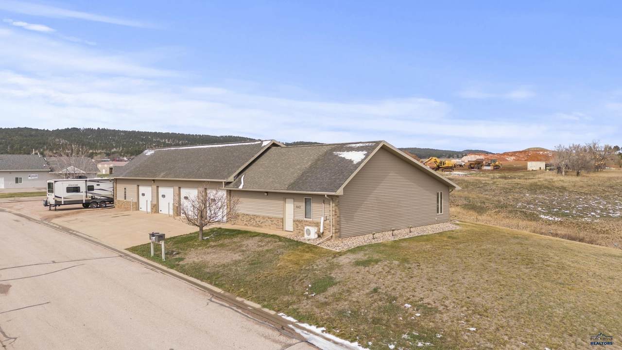 https://bt-photos.global.ssl.fastly.net/blackhills/1280_boomver_1_178585-2.jpg