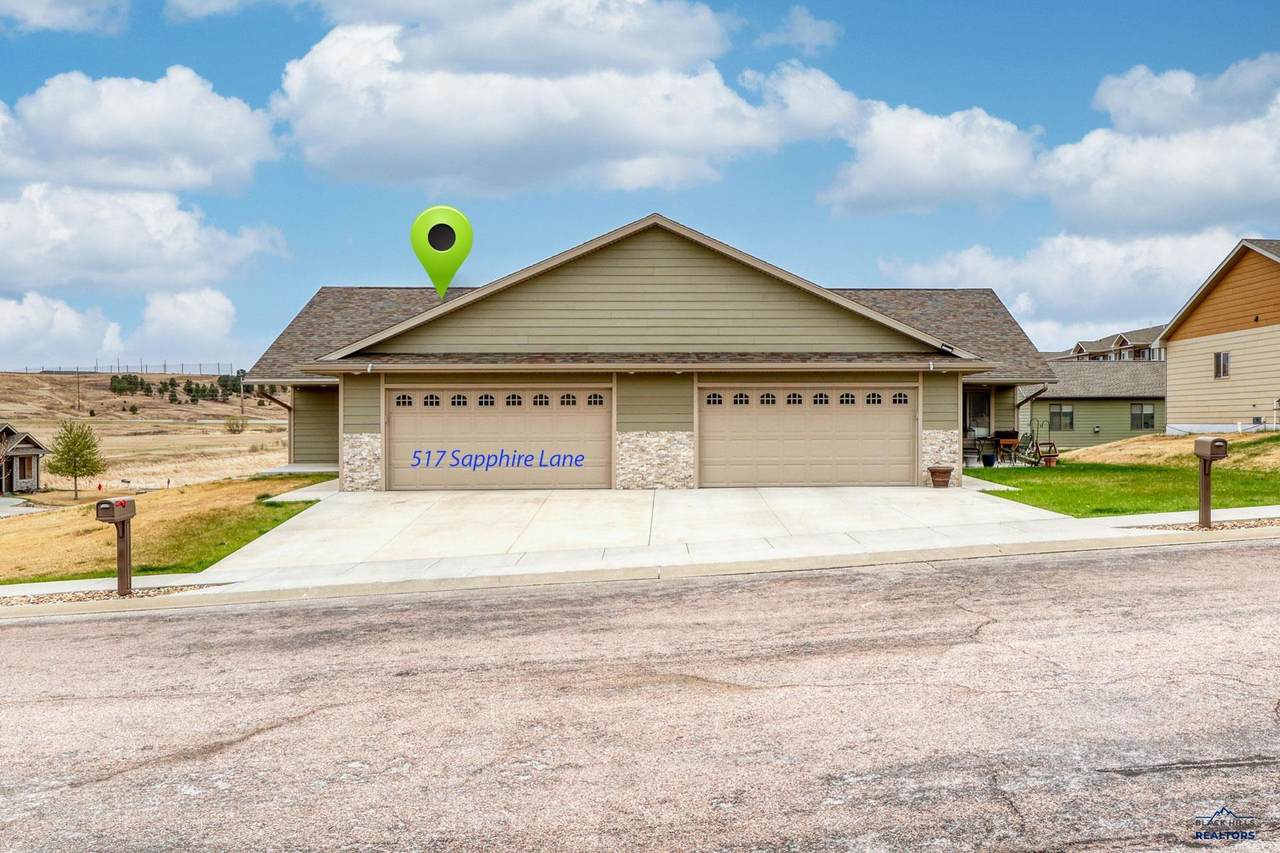 517 Sapphire Ln - Photo 1