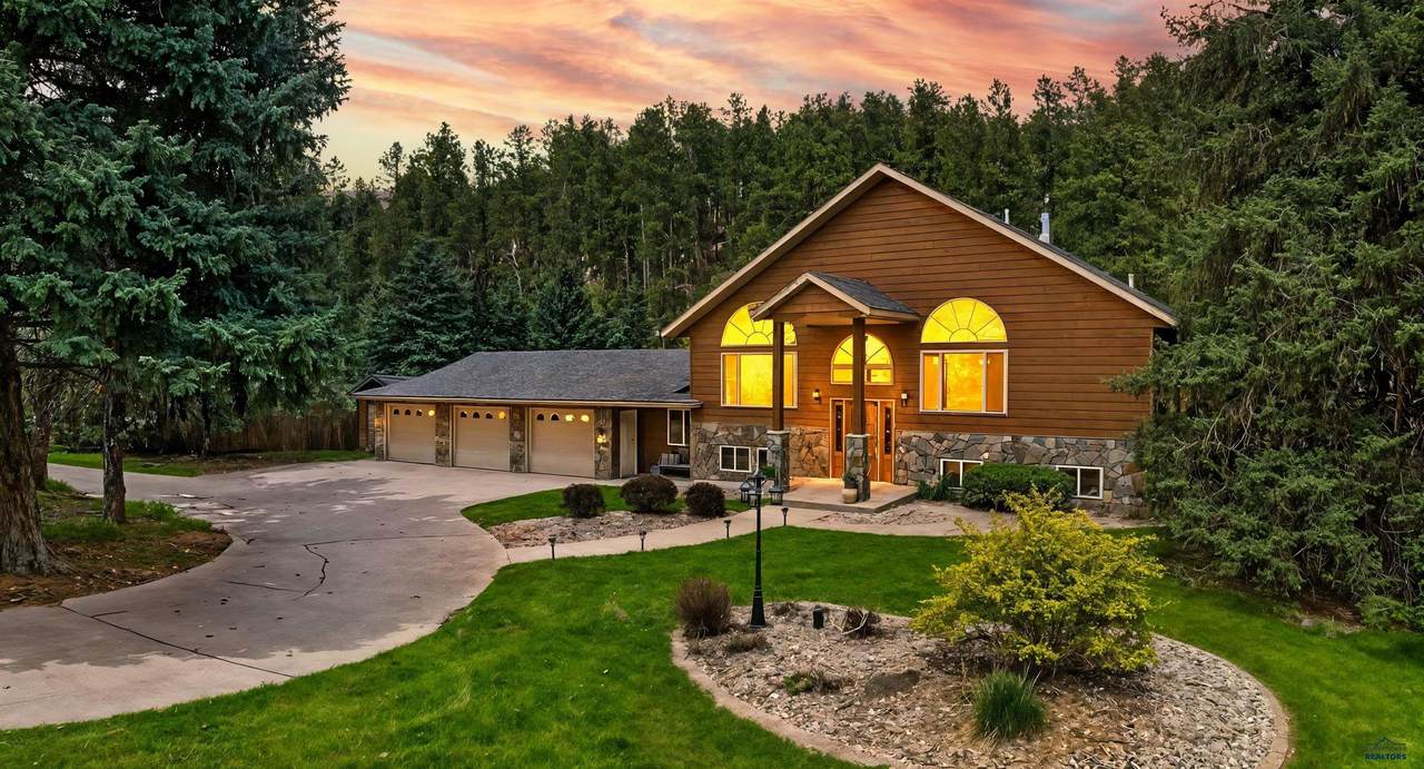 https://bt-photos.global.ssl.fastly.net/blackhills/1280_boomver_1_178829-2.jpg