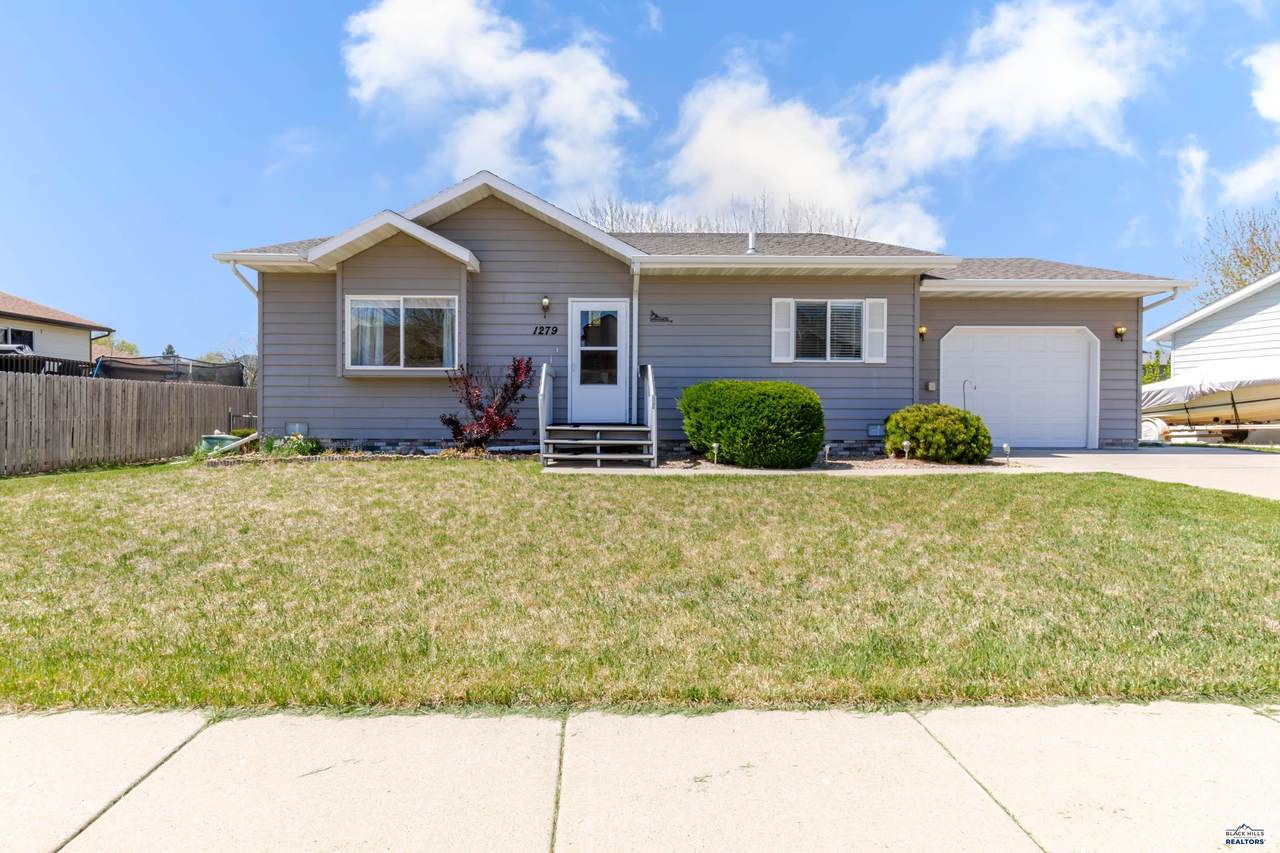 1279 Pennington - Photo 1