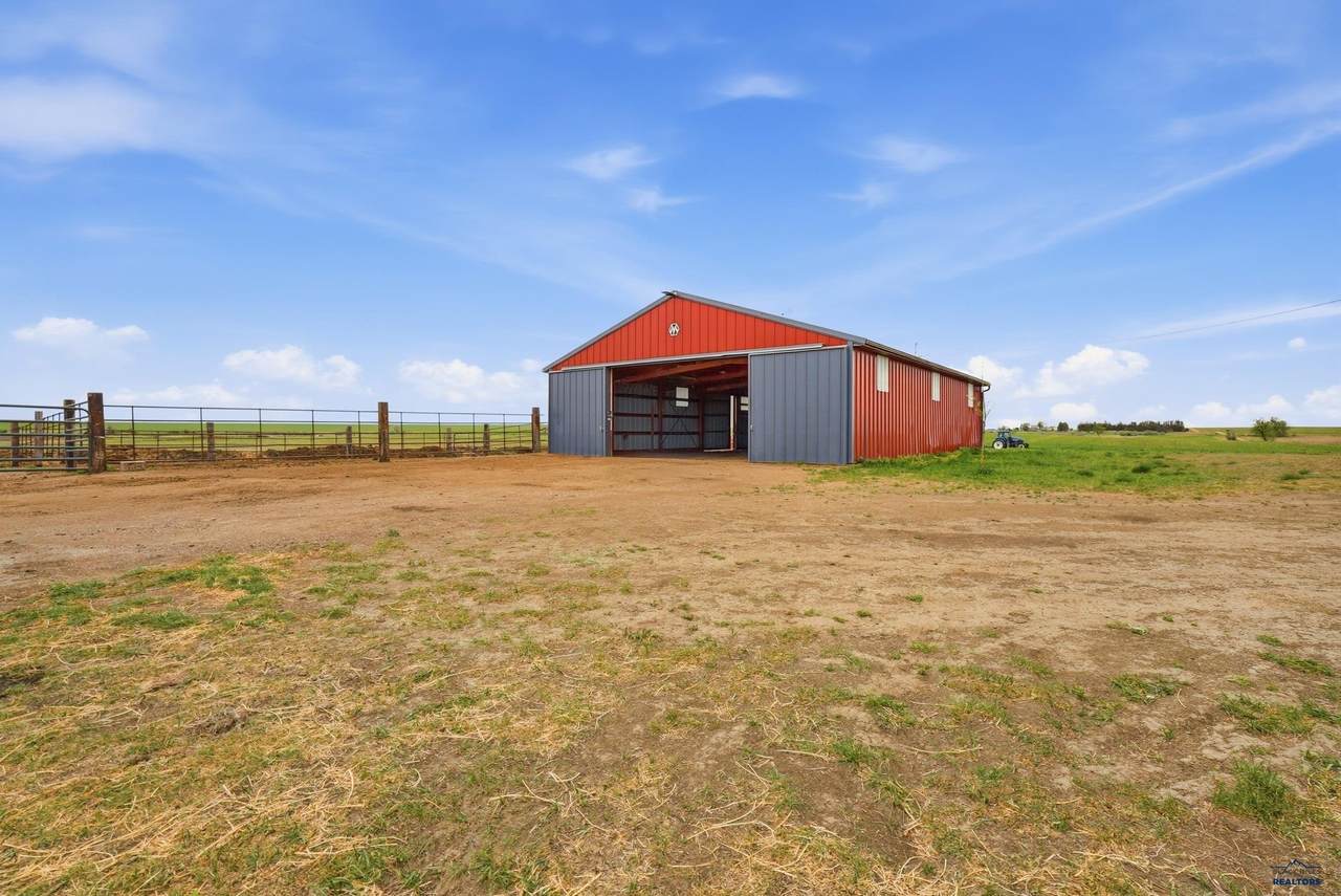 https://bt-photos.global.ssl.fastly.net/blackhills/1280_boomver_1_179198-2.jpg
