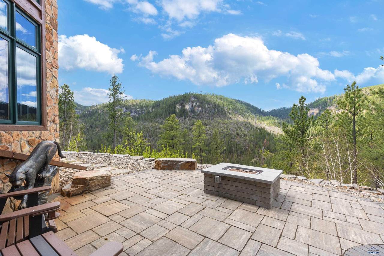 https://bt-photos.global.ssl.fastly.net/blackhills/1280_boomver_1_179219-2.jpg
