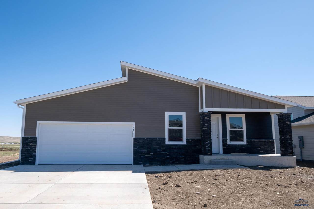 461 Yelner Dr - Photo 1
