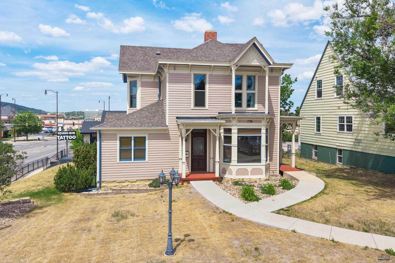 730 South St - Photo 1