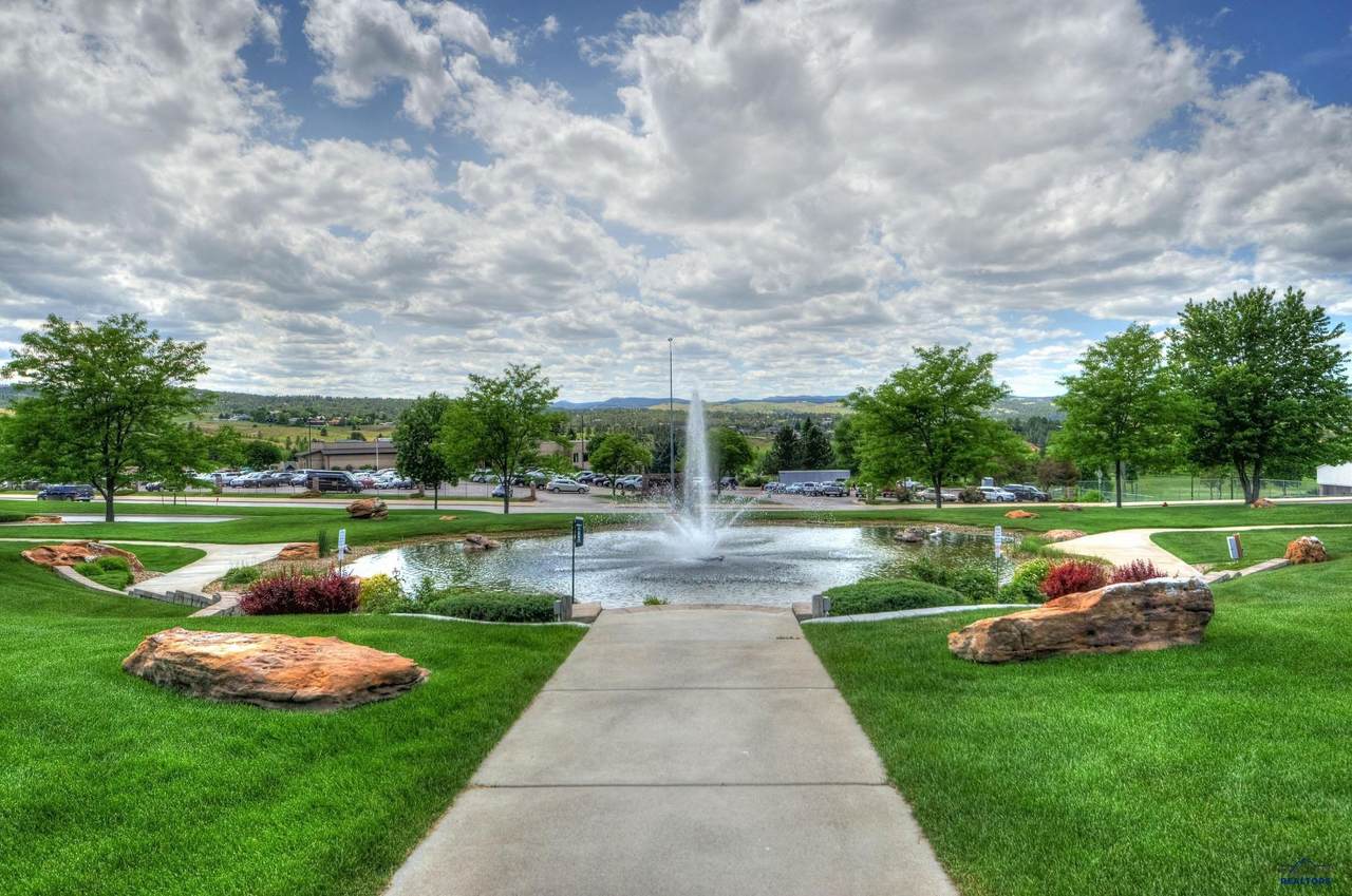 https://bt-photos.global.ssl.fastly.net/blackhills/1280_boomver_1_179326-2.jpg