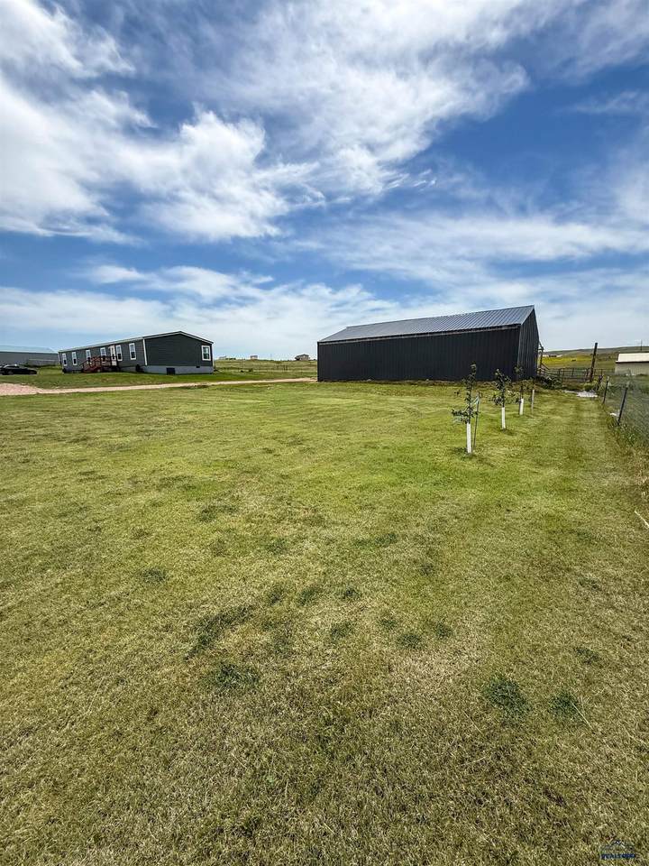 22124 Saddle Rd - Photo 1