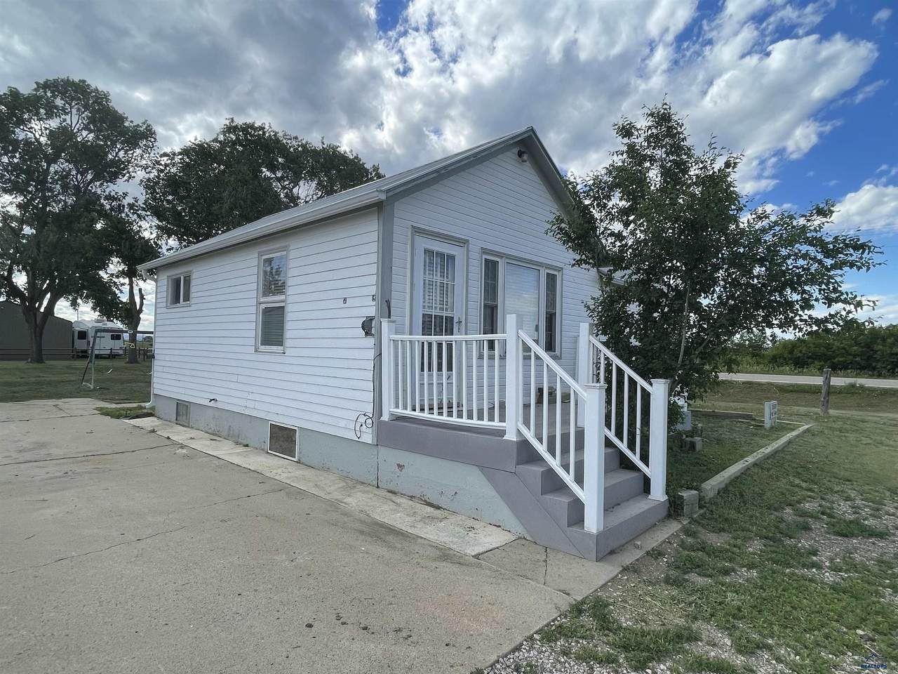 23501 1ST AVE - Photo 1