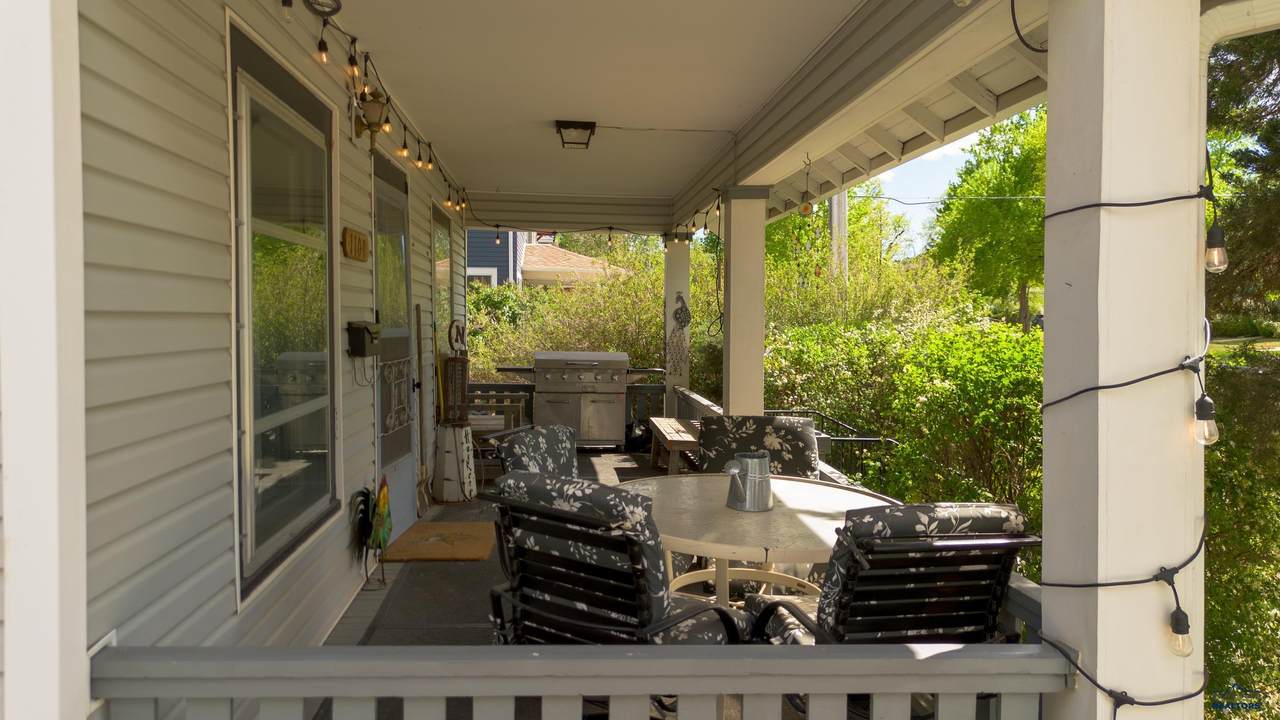 https://bt-photos.global.ssl.fastly.net/blackhills/1280_boomver_1_179706-2.jpg