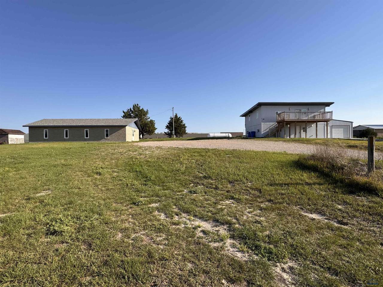 https://bt-photos.global.ssl.fastly.net/blackhills/1280_boomver_1_179827-2.jpg