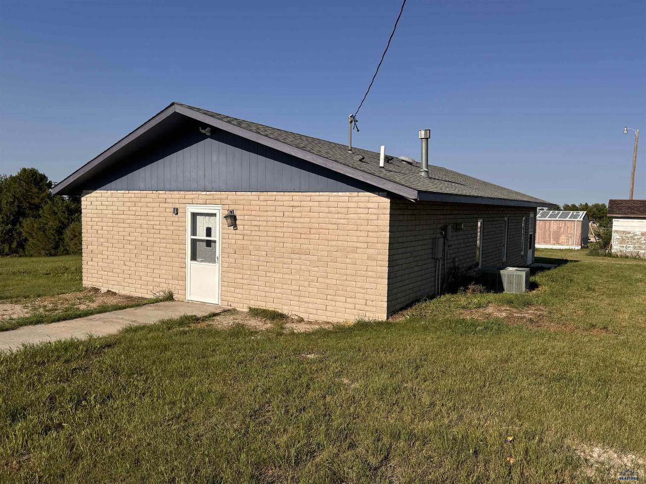 https://bt-photos.global.ssl.fastly.net/blackhills/1280_boomver_1_179828-2.jpg