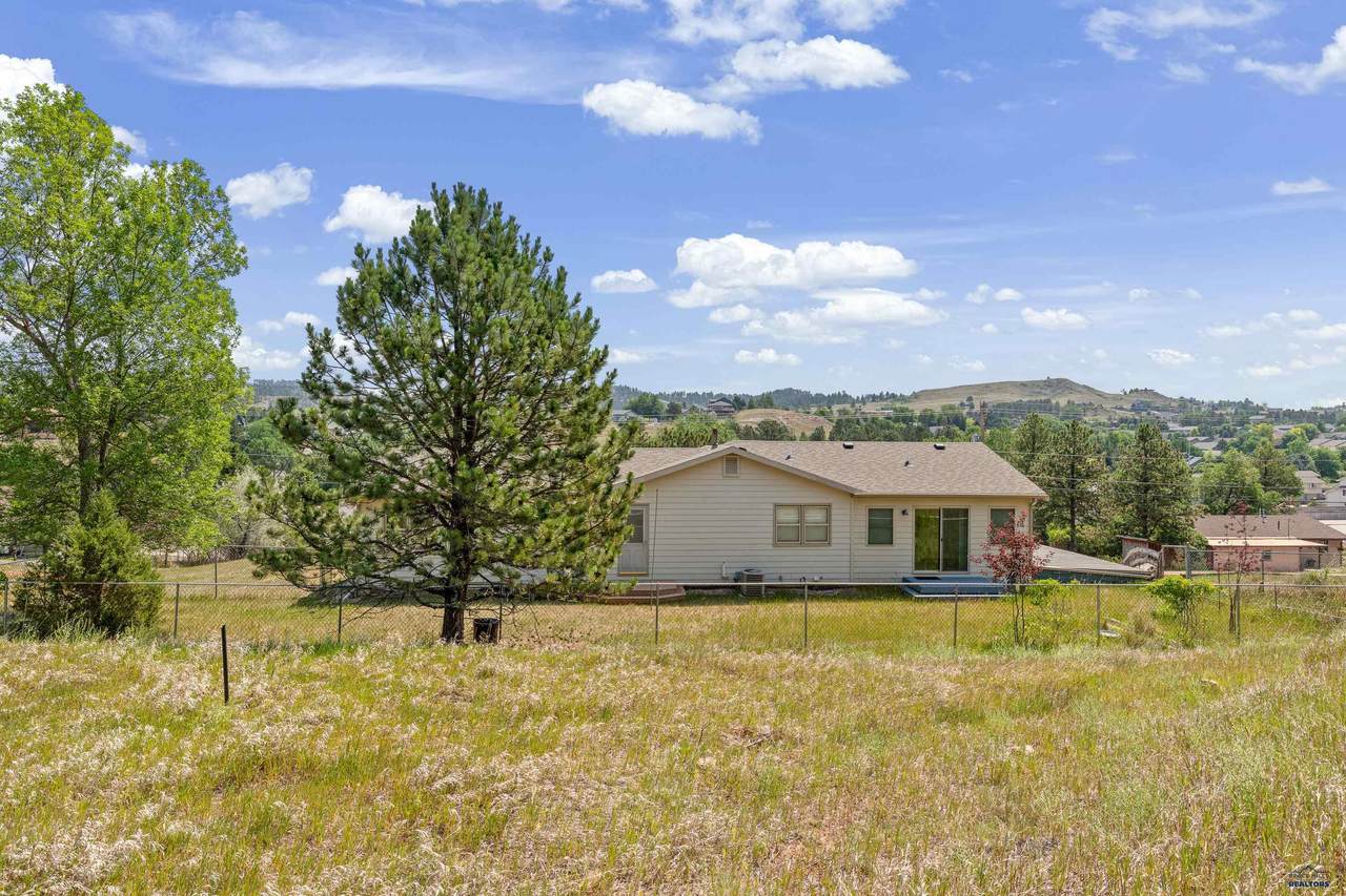 https://bt-photos.global.ssl.fastly.net/blackhills/1280_boomver_1_179833-2.jpg