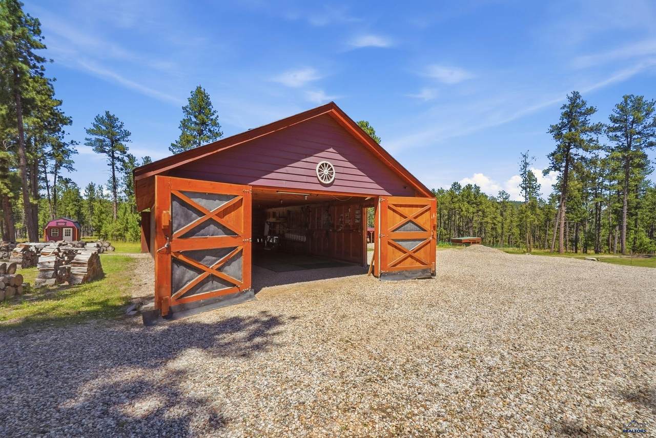https://bt-photos.global.ssl.fastly.net/blackhills/1280_boomver_1_179850-2.jpg