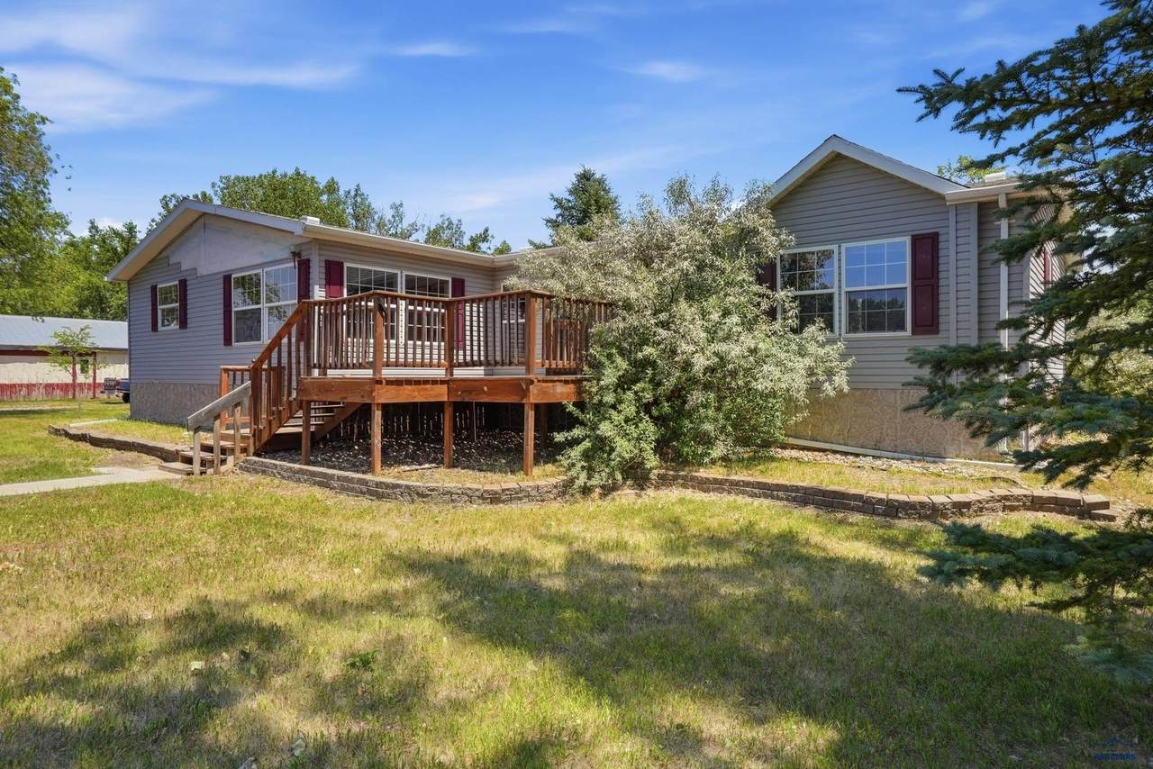 112 Westside Dr - Photo 1