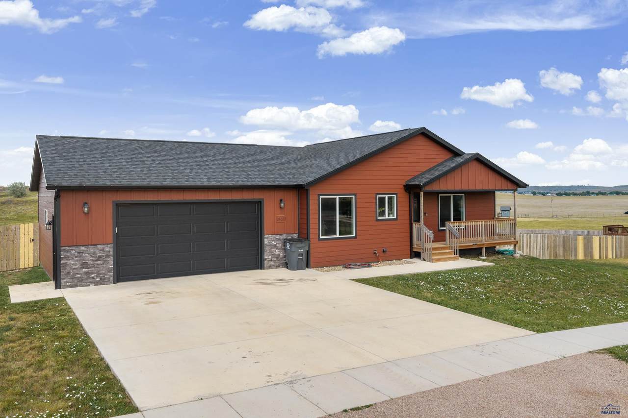 24020 Bridle Ridge Rd - Photo 1