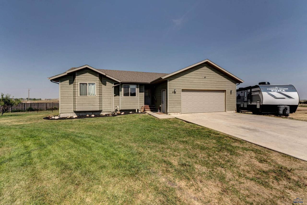 678 Flight Line Ct - Photo 1