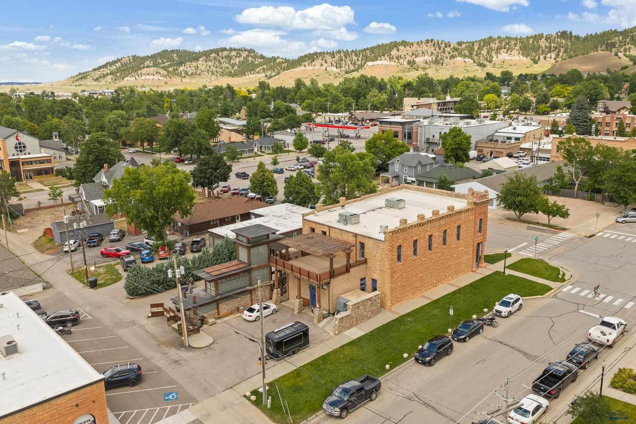 https://bt-photos.global.ssl.fastly.net/blackhills/1280_boomver_1_180133-2.jpg