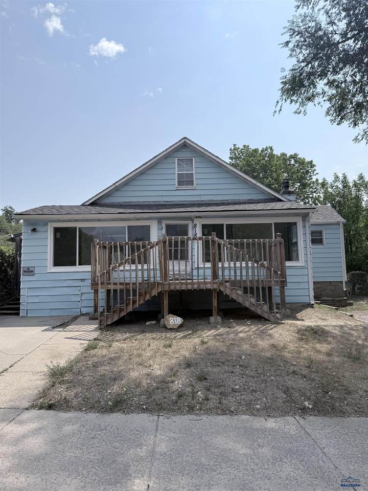 818 Allen Ave - Photo 1