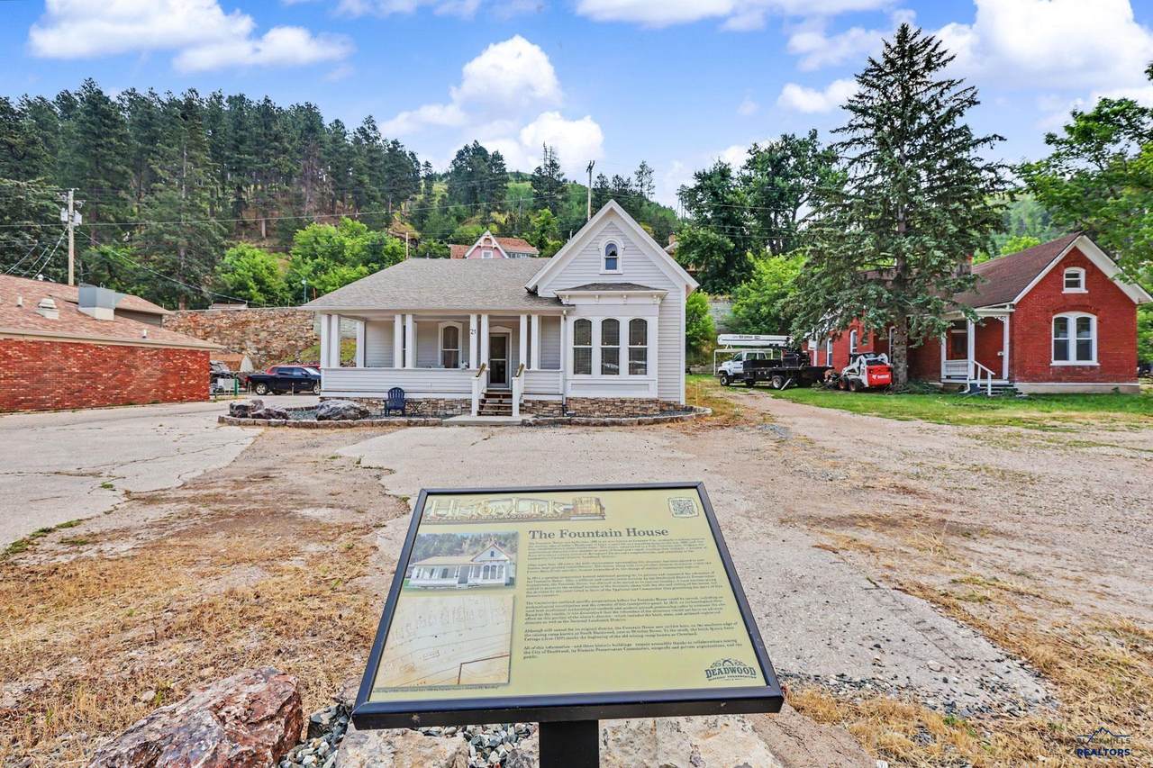 https://bt-photos.global.ssl.fastly.net/blackhills/1280_boomver_1_180160-2.jpg