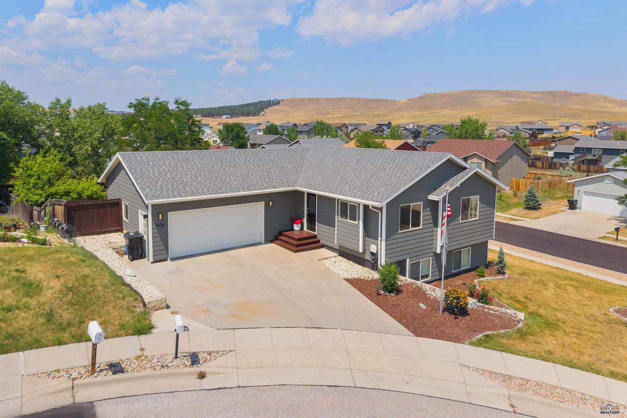4625 Wisteria Ct - Photo 1