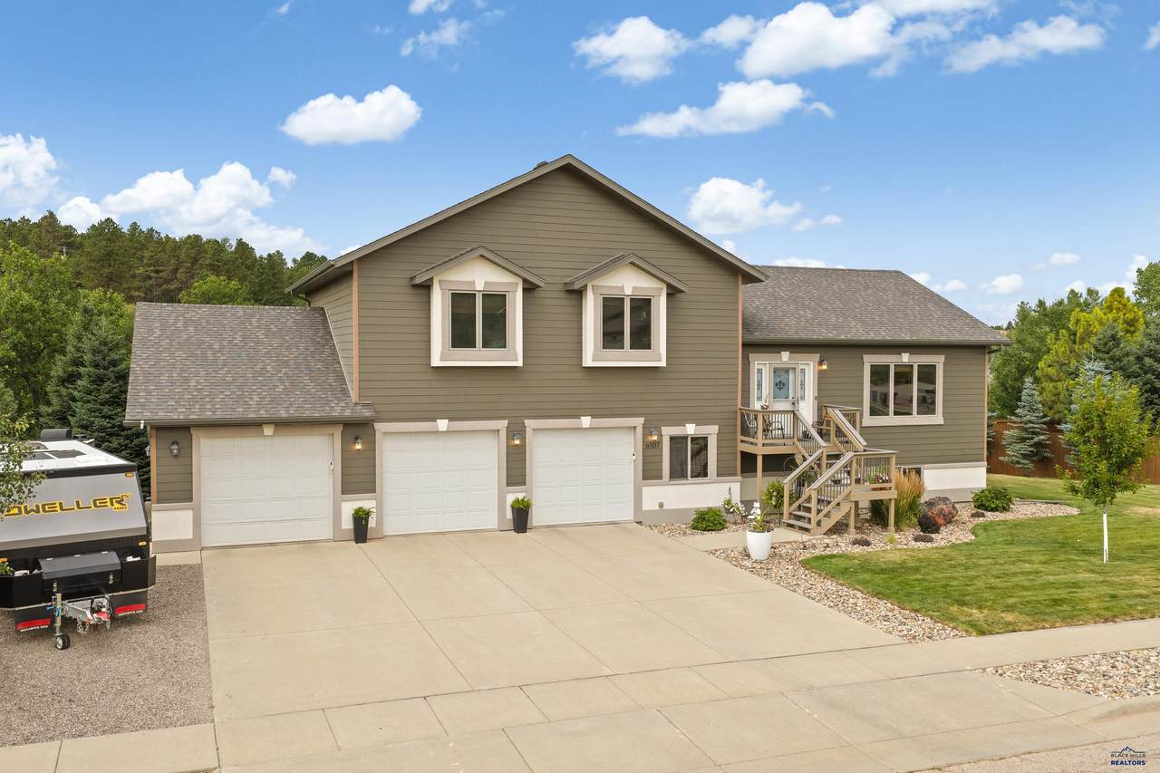 6107 Bendt Dr - Photo 1