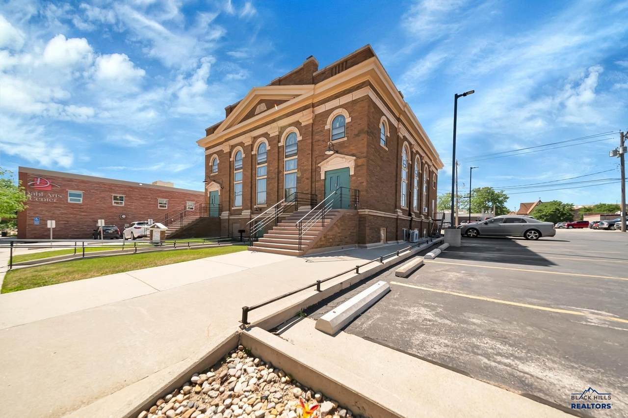 https://bt-photos.global.ssl.fastly.net/blackhills/1280_boomver_1_180278-2.jpg