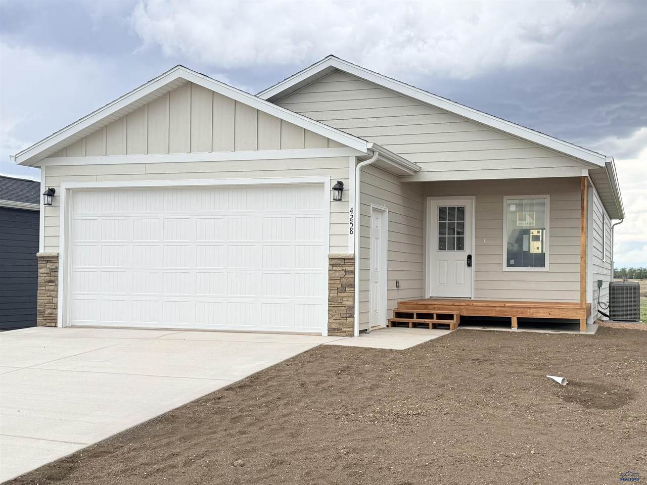 4258 Lodi Ln - Photo 1
