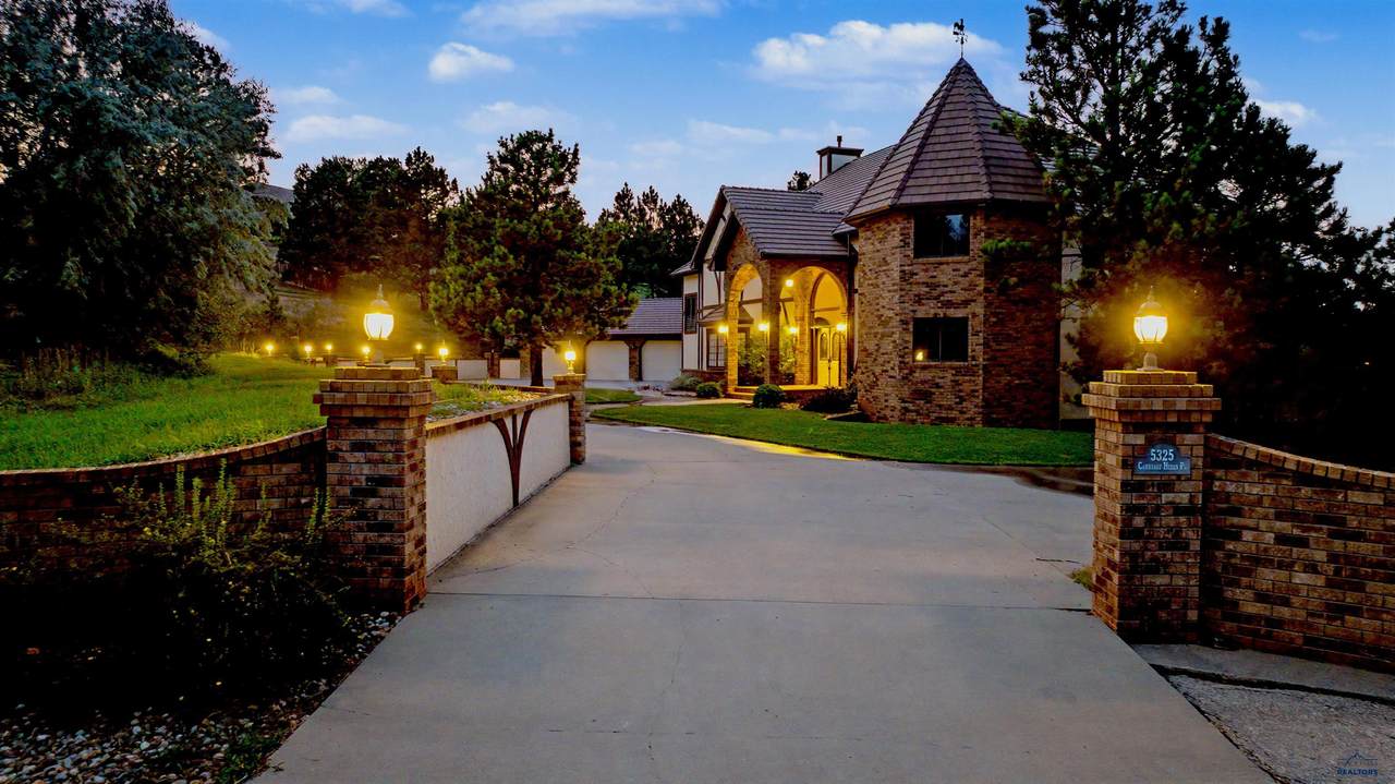 https://bt-photos.global.ssl.fastly.net/blackhills/1280_boomver_1_180442-2.jpg