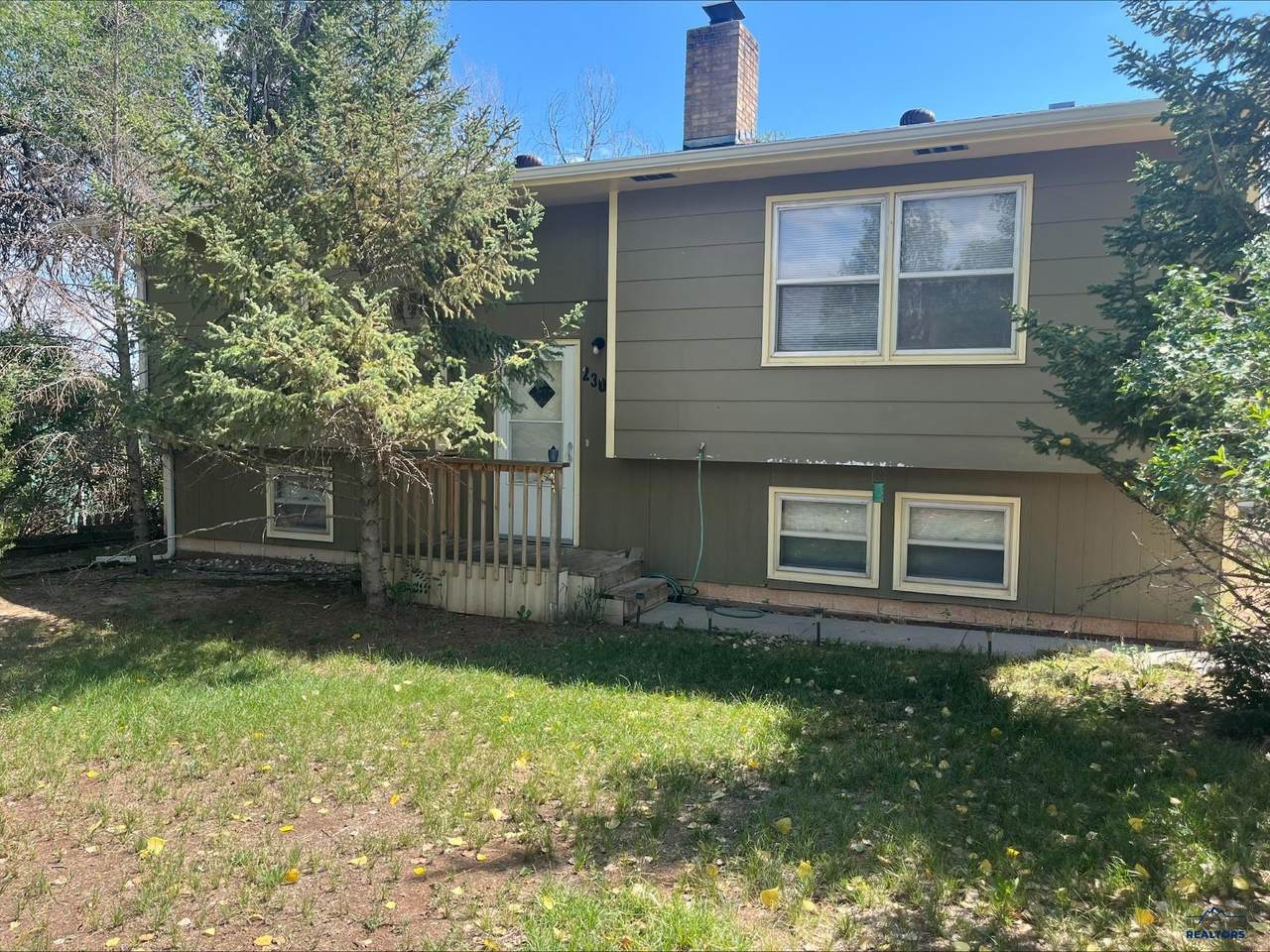 2305 Lincoln Ave - Photo 1