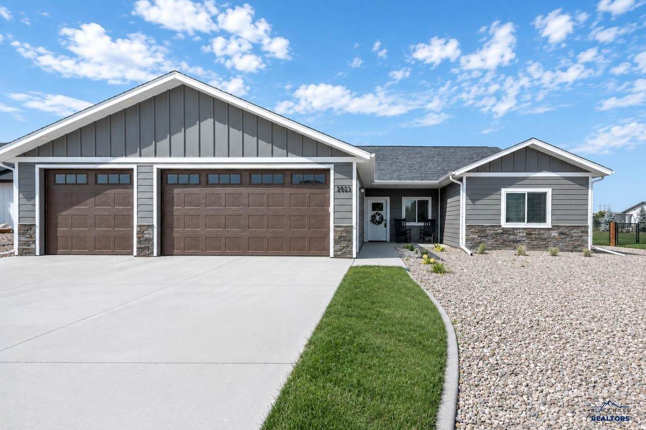 3923 Powder River Ave - Photo 1