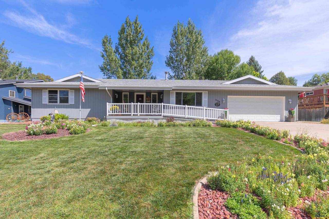 3104 Park Dr - Photo 1