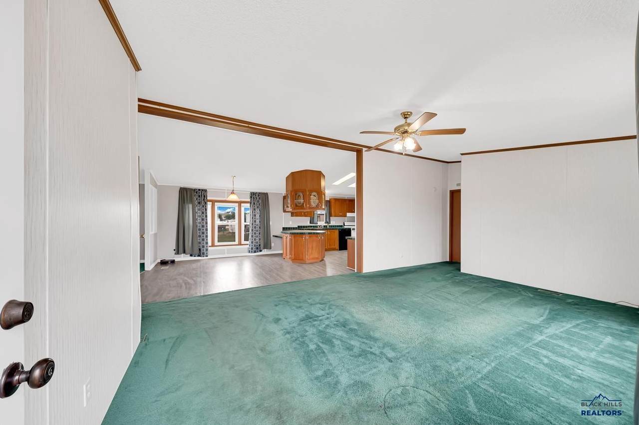 https://bt-photos.global.ssl.fastly.net/blackhills/1280_boomver_1_181262-2.jpg