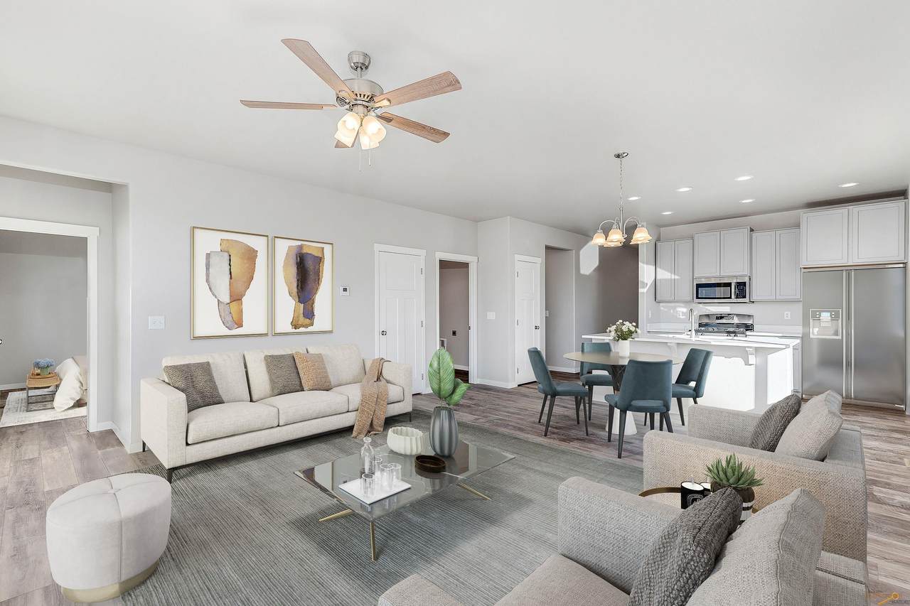 613 Solomon Ct - Photo 1