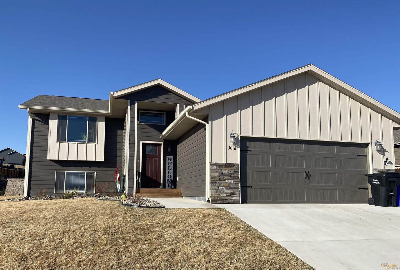 3016 Conservation Way - Photo 1