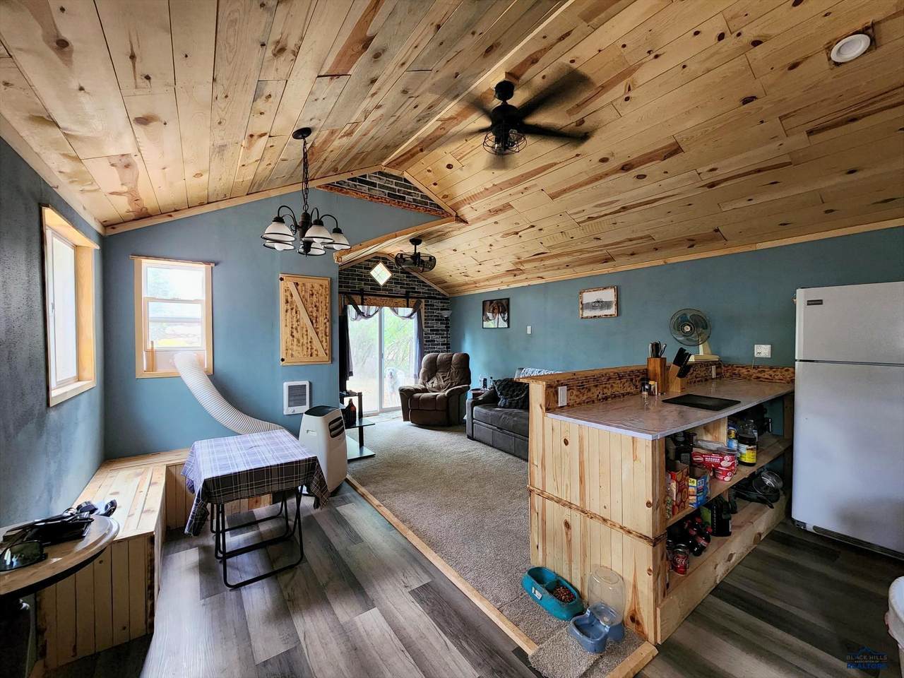 2317 Wilson Ave - Photo 1