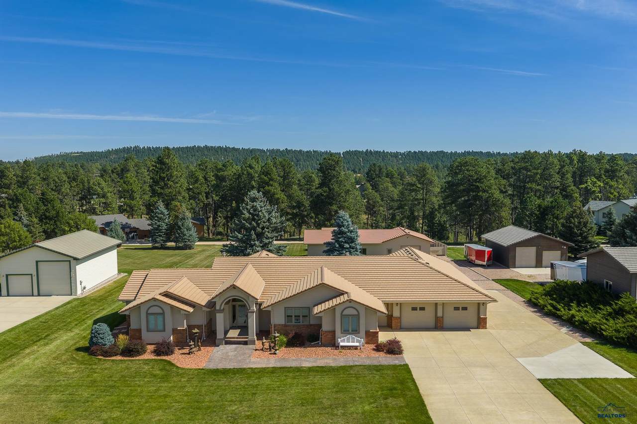 1240 Kings Rd - Photo 1
