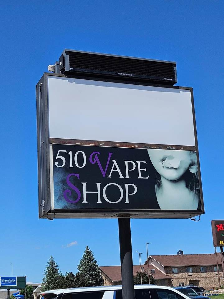 1375 Lacrosse - Photo 1