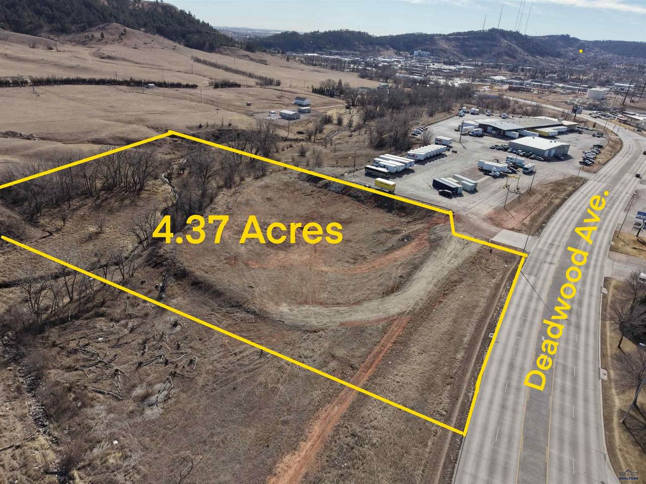 810 Deadwood Ave - Photo 1