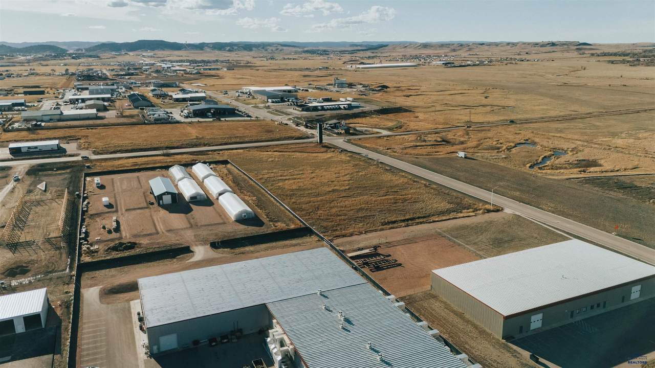 4051 Seger Dr - Photo 1