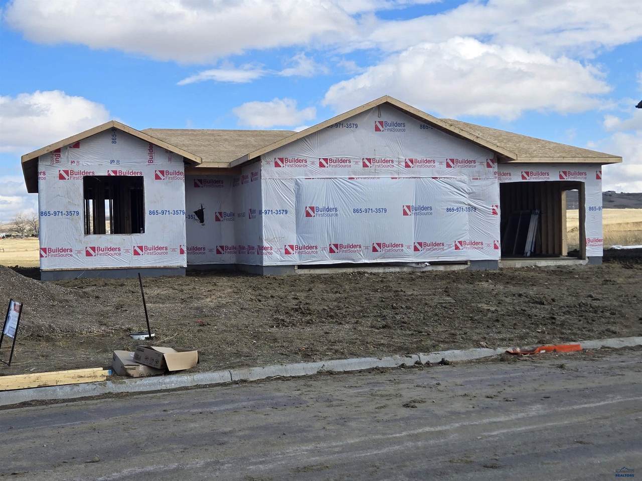 460 Alpha Ave - Photo 1