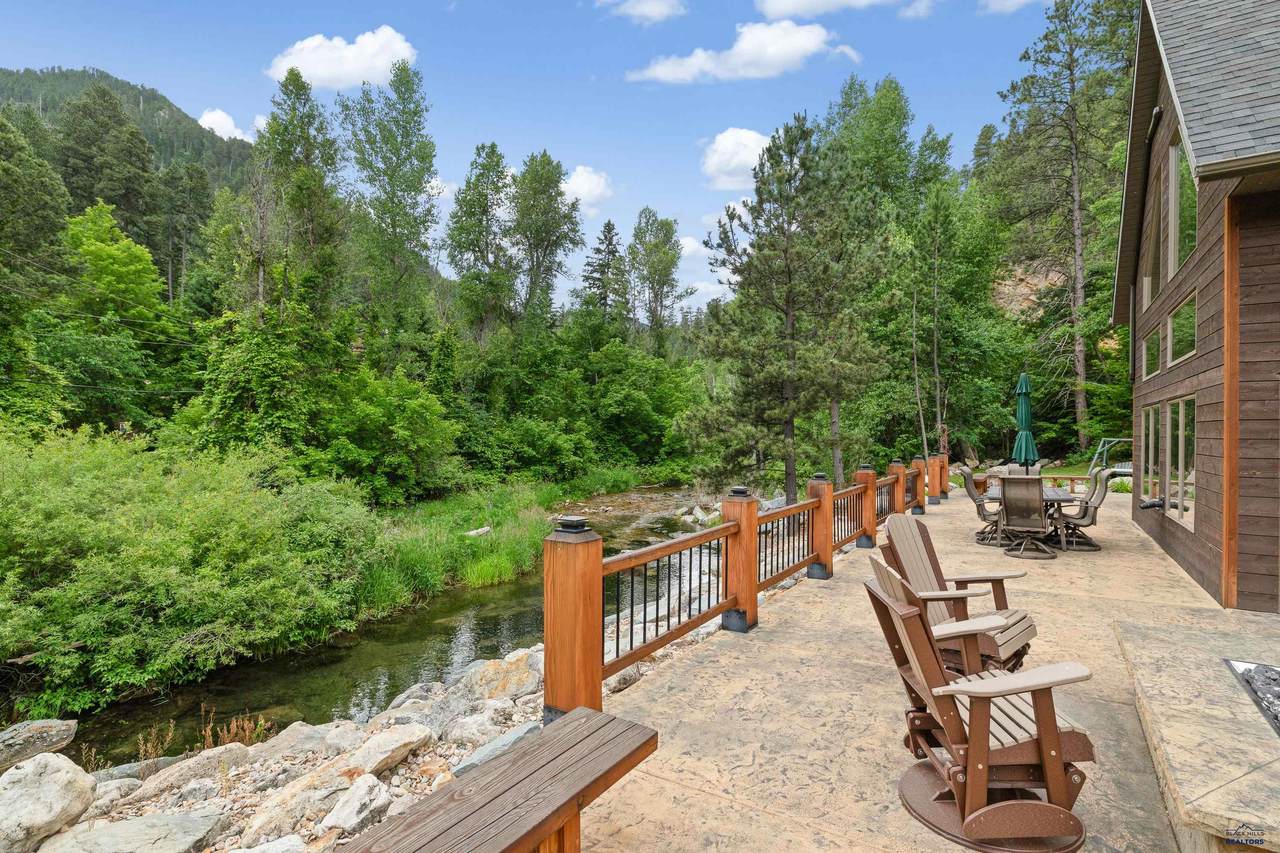 https://bt-photos.global.ssl.fastly.net/blackhills/1280_boomver_2_178519-2.jpg