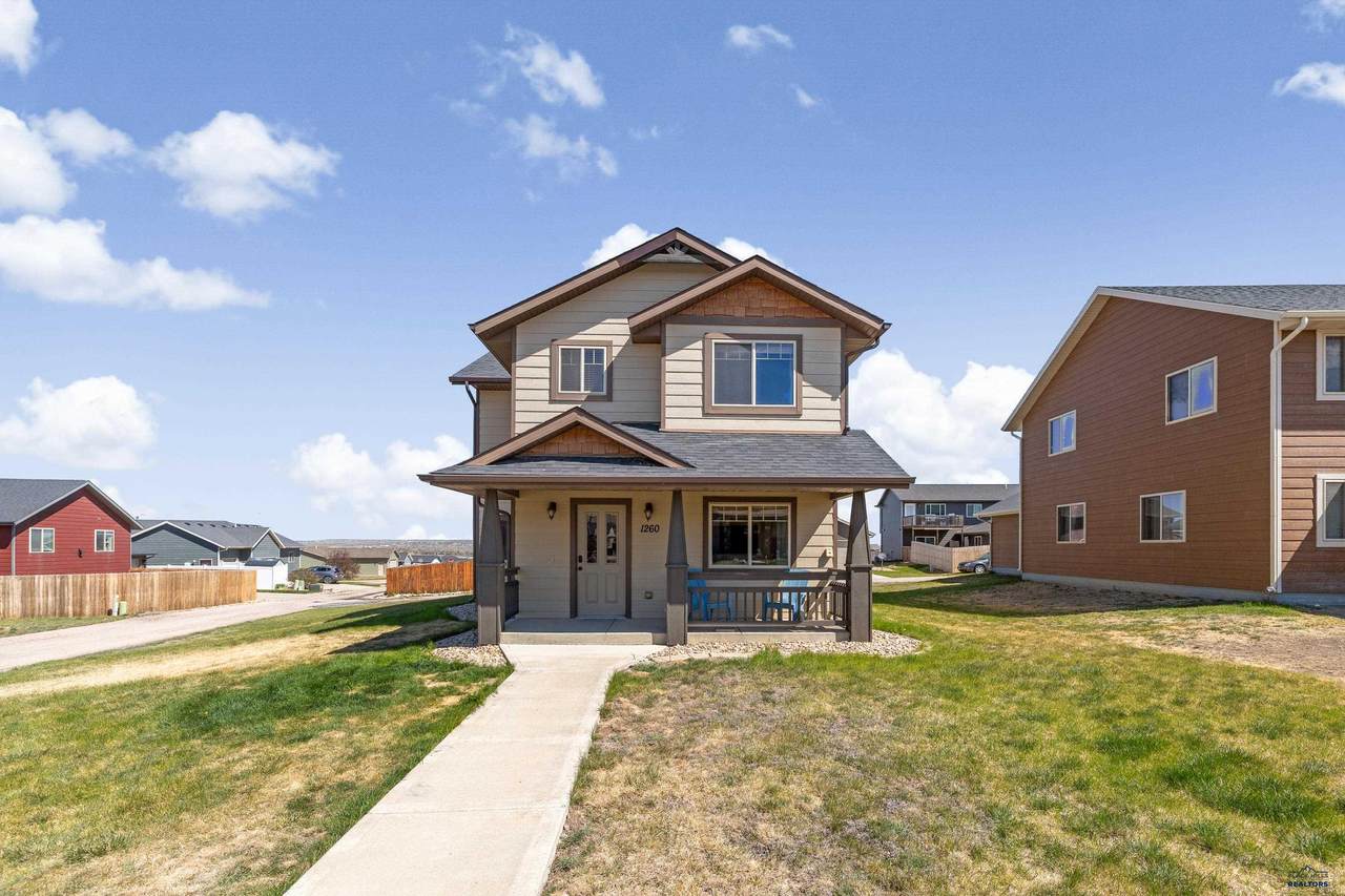 1260 Fairbanks Dr - Photo 1
