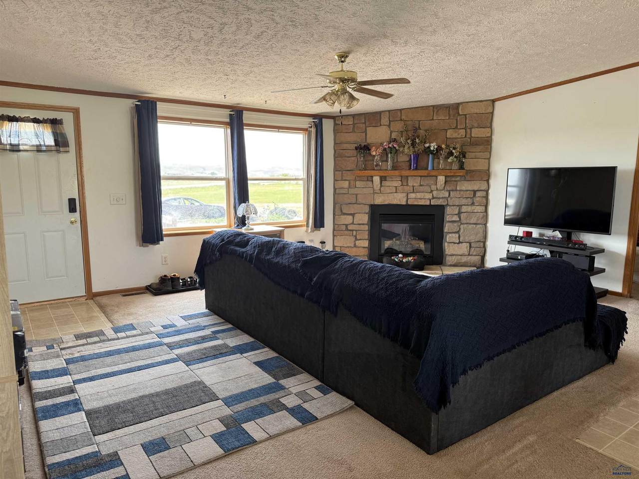 https://bt-photos.global.ssl.fastly.net/blackhills/1280_boomver_2_179668-4.jpg