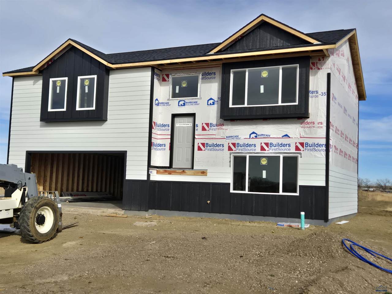 464 Alpha Ave - Photo 1