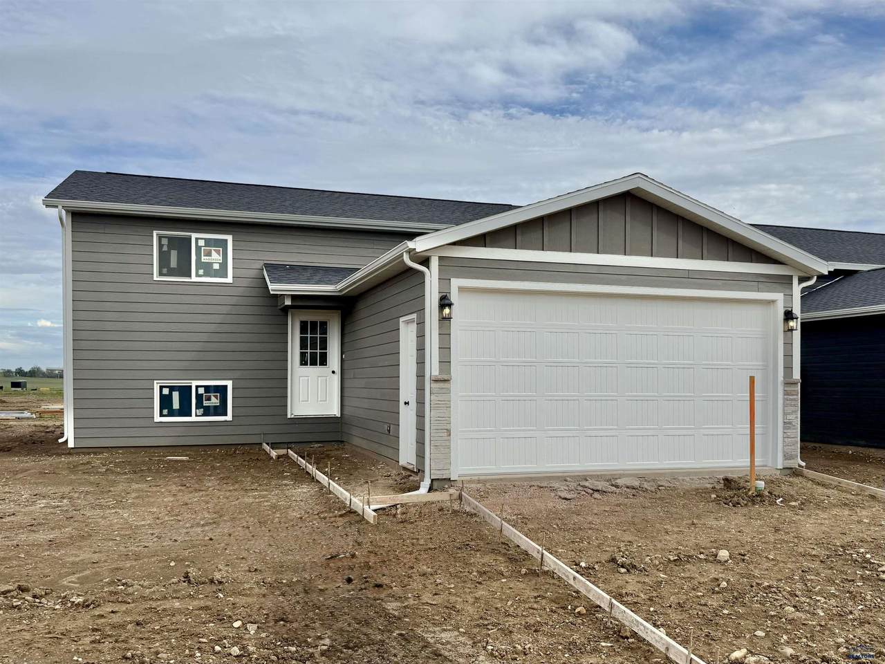 4026 Mcintosh Ln - Photo 1