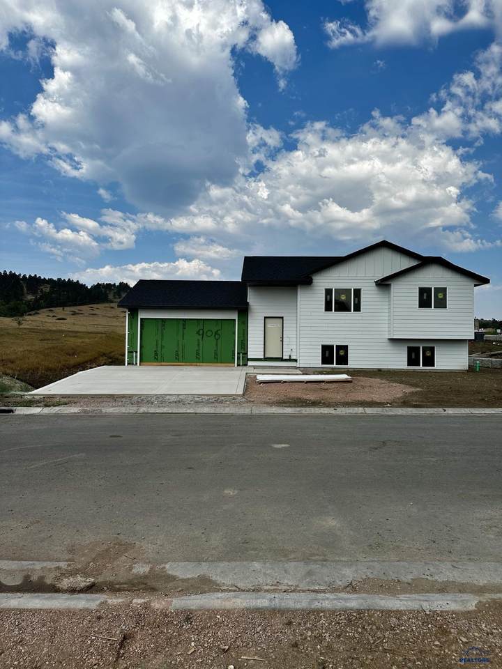 https://bt-photos.global.ssl.fastly.net/blackhills/1280_boomver_1_179143-2.jpg