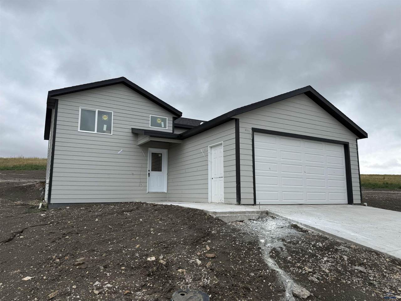 880 Yorktown Blvd - Photo 1