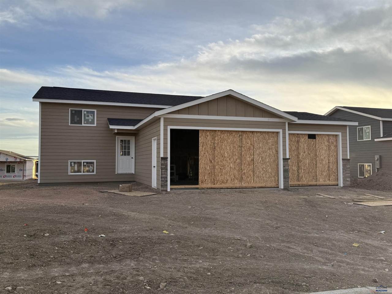 5519 Traverse Dr - Photo 1