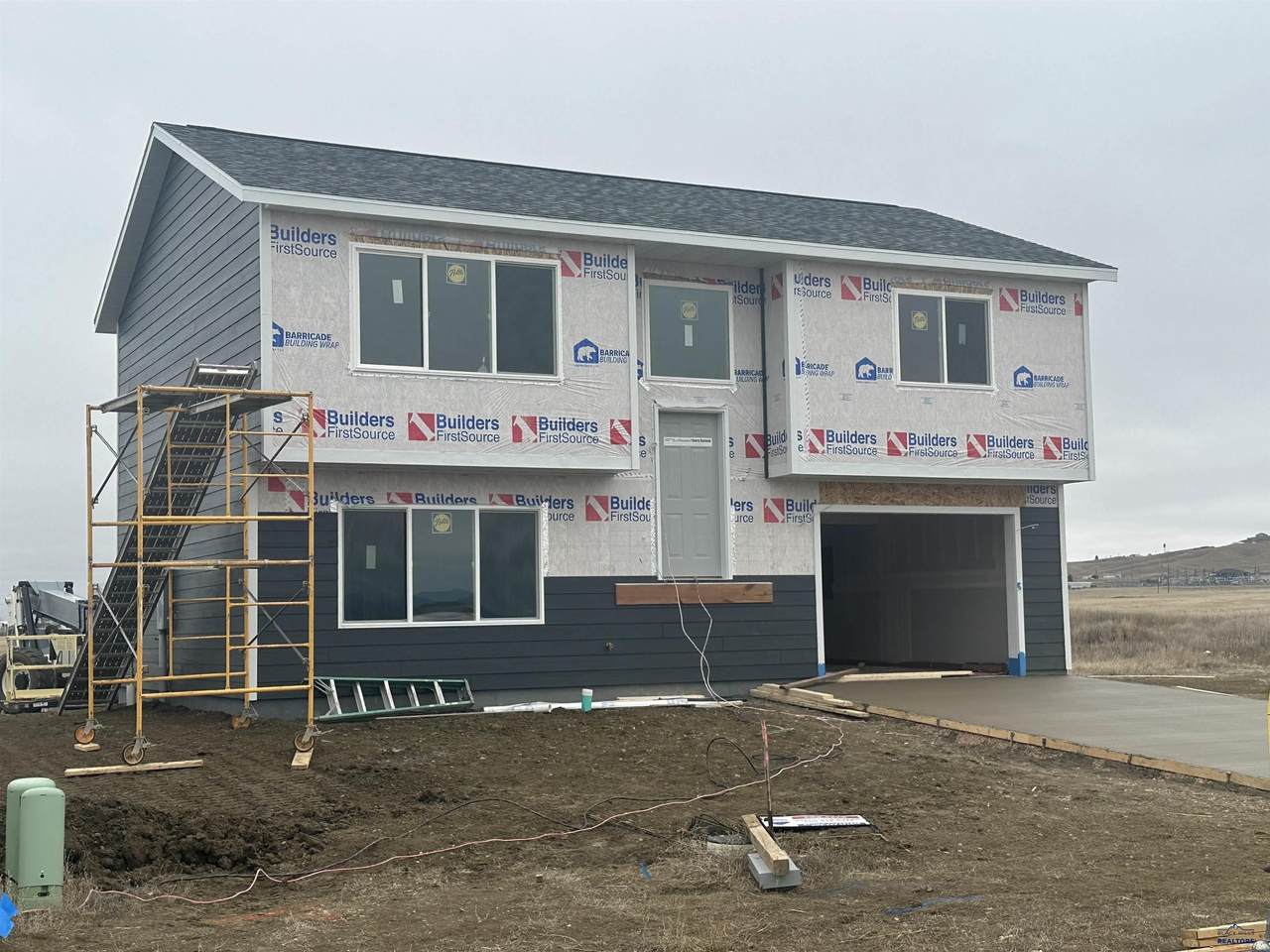 438 Alpha Ave - Photo 1